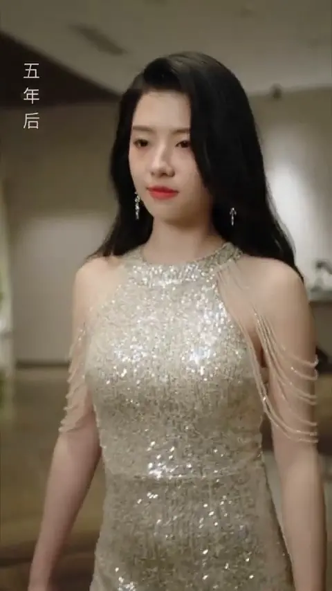 《觉醒吧恋爱脑》：爆笑来袭，社恐少女的逆袭恋爱与职场进阶双重奏！